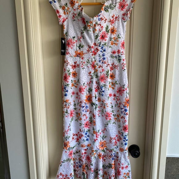 Brand new with tags Guess Dress - Picture 2 of 3